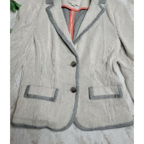 ✨️CL AnnTaylor Loft Cotton Gray Cream Pinstripe Fabric Two Button Blazer Size XS - Picture 4 of 12